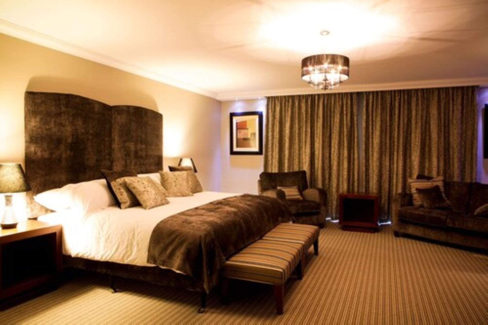 Westport Woods Hotel&Spa Buitenkant foto
