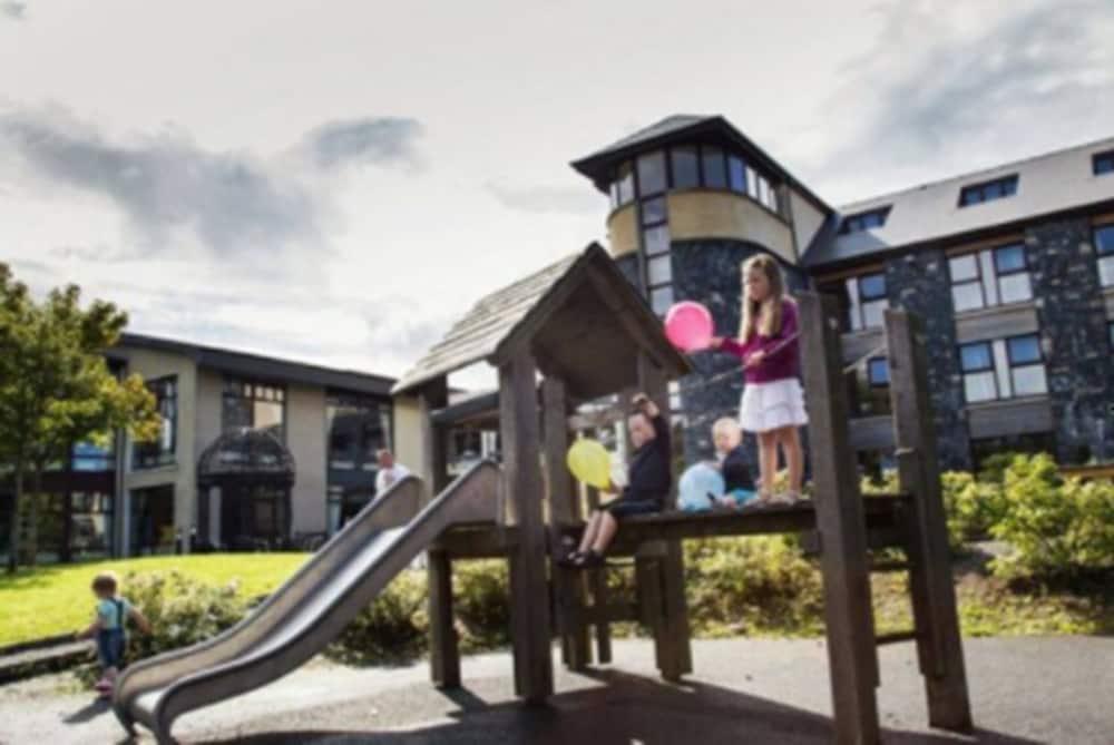 Westport Woods Hotel&Spa Buitenkant foto