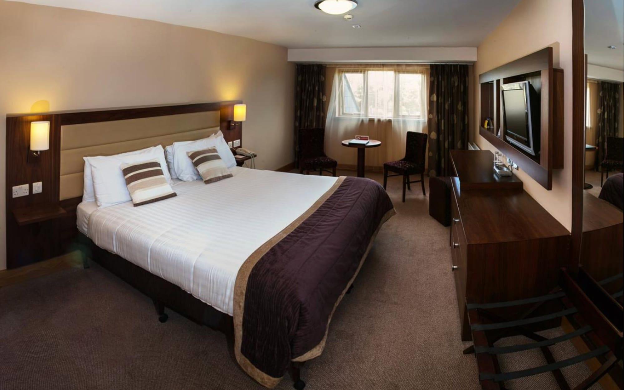 Westport Woods Hotel&Spa Buitenkant foto