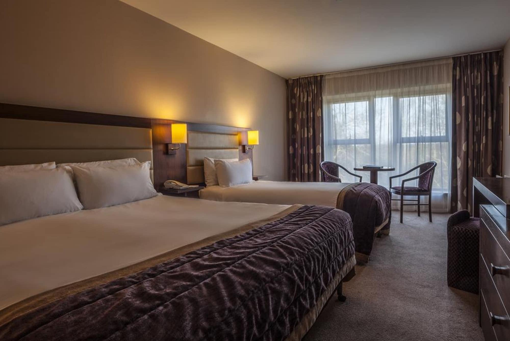 Westport Woods Hotel&Spa Buitenkant foto